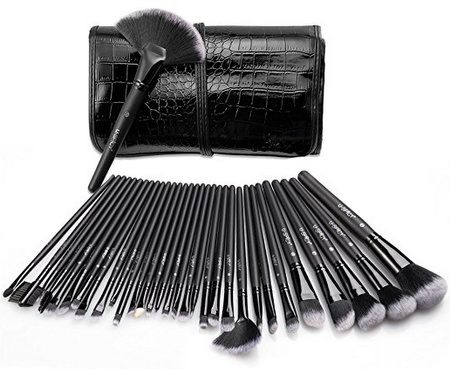 car detailing brushes