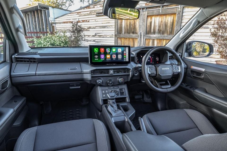 2026 Toyota HiLux SR