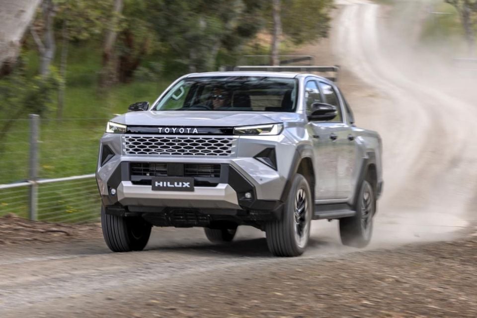 2026 Toyota HiLux SR5